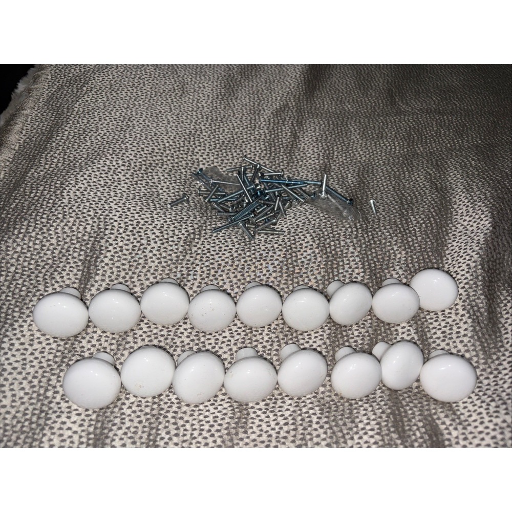 Vintage Porcelain White Cabinet Knobs Drawer Pulls 1 1/4" Lot Of 17 With Screws